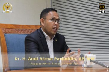 Dr.-H.-Andi-Akmal-Pasluddin,-SP,-MM