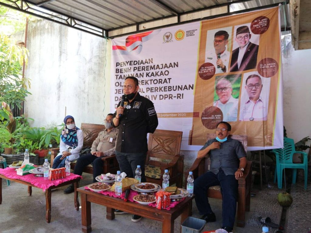 Anggota DPR PKS Membangkitkan Semangat Kebangkitan Kakao Bone di Desa Ulo